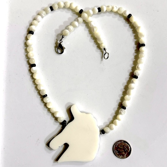 Vintage Lee Sands, Stallion Inlay 20” Necklace - Picture 3 of 4